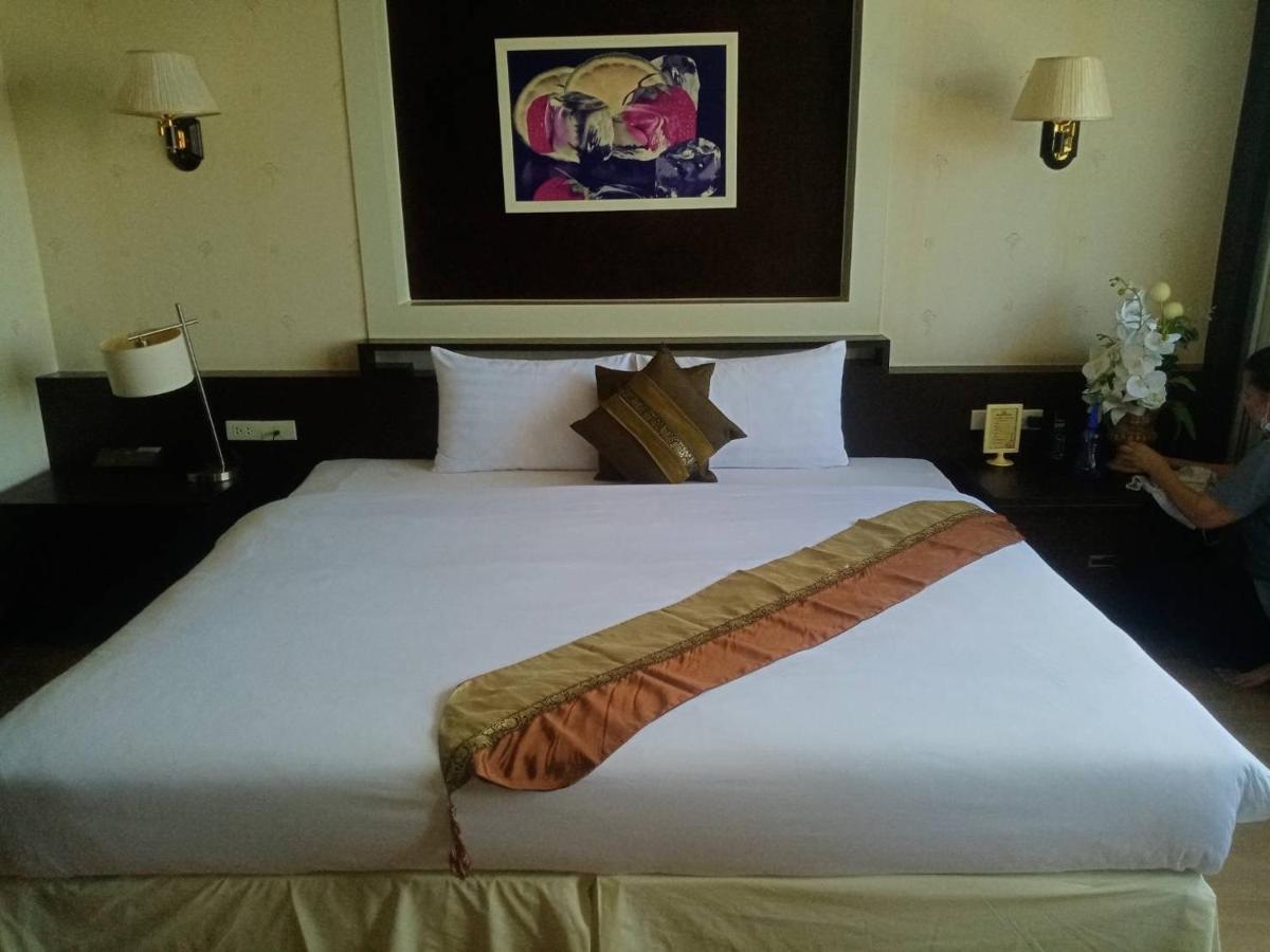 Grand Phranakhon Hotel Phra Nakhon Si Ayutthaya Exterior photo